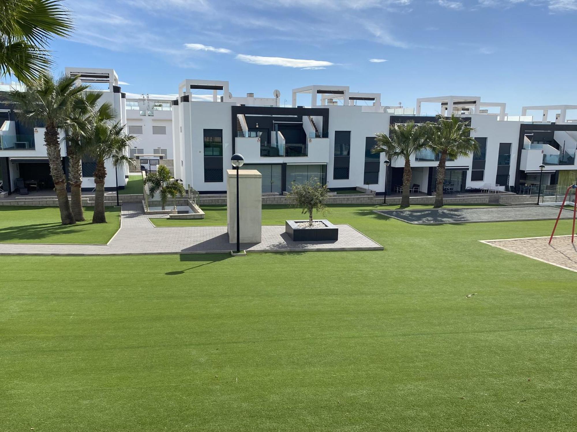 Punta Prima Oasis Beach Fase 9 Torrevieja Exterior photo
